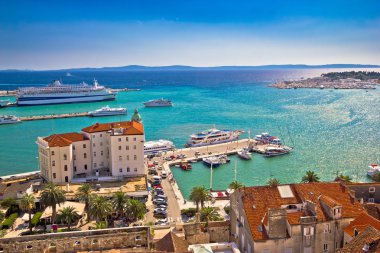 Waterfront ve harboar havadan görünümü bölme