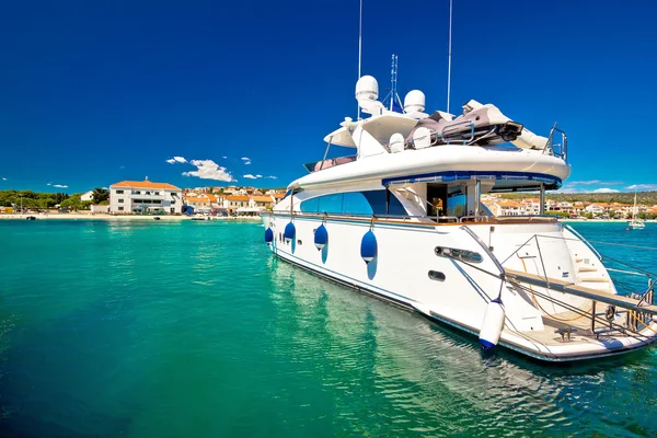 Yachting in tourist destination of Primosten — Stock Photo, Image