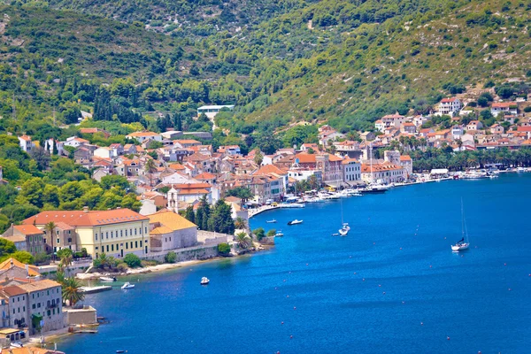 Stadt vis-à-vis der Waterfront Luftaufnahme — Stockfoto