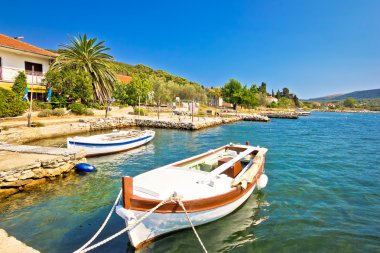 Balıkçı köyü Brbinj Dugi Otok üzerinde