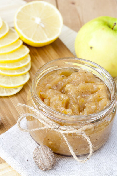 Homemade apple and lemon jam with ginger and nutmeg