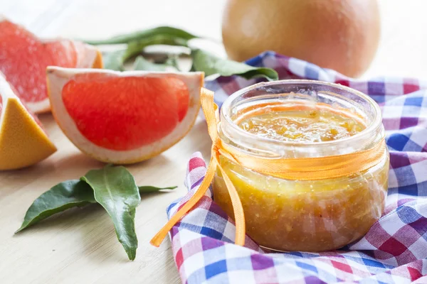 Turuncu cam kavanoza, seçici odak jam.