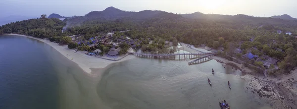 Vue aérienne de l'île de Koh payam ranong au sud de la Thaïlande — Photo