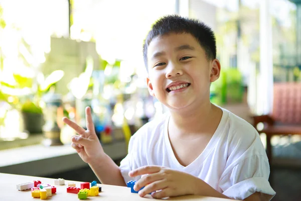 Bambini Asiatici Giocare Giocattolo Bambini Casa — Foto Stock