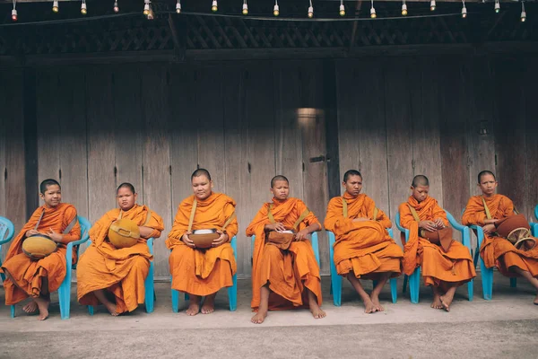 Prachuap Khiri Khan Thailand June2 2019 Thai Monk Sitting Desk — Stock Photo, Image