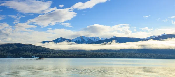 Panorama amplio ángulo vista del lago te anau importante desti natural — Foto de Stock