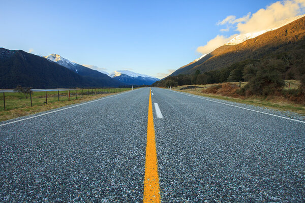 beautiful scenic of asphalt highways of mount aspiring national