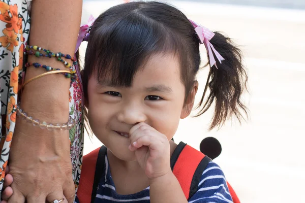 Ansikte av härliga asiatiska barn leende glada känslor — Stockfoto