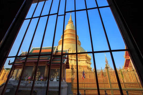 Prathat hariphunchai important religious landmark destination in — Stock Photo, Image