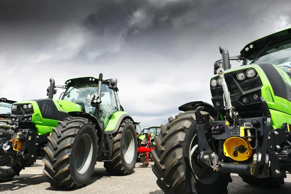 Novos tractores agrícolas — Fotografia de Stock