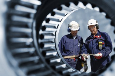 Dev cogwheels aks görülen mühendisleri