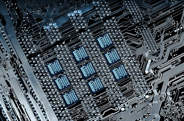 Computadores placa de circuito, eletrodos e chips — Fotografia de Stock