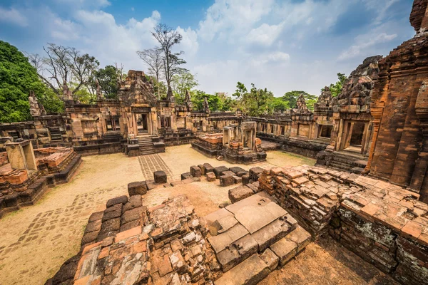 Prasat Muang Tam historiska park — Stockfoto