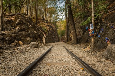Ölüm tren, cehennem ateşi, eski demiryolu geçmek, Kanchanaburi