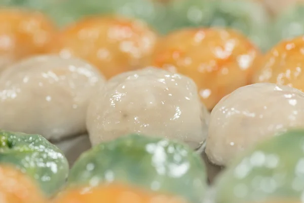 Dumpling à la vapeur farci à l'ail ciboulette et taro et bambou — Photo