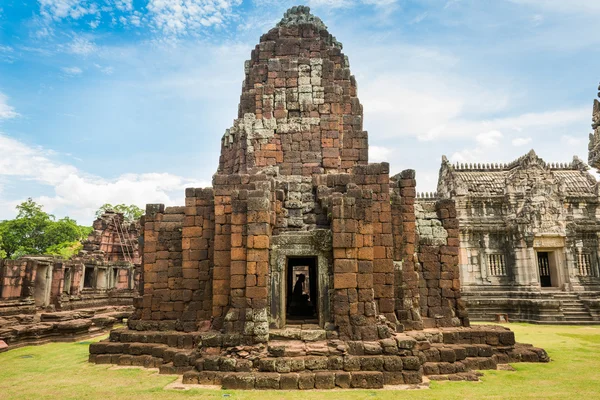 Historic Prasat Hin Phimai Castle at Nakhon Ratchasima Province, — Stock Photo, Image