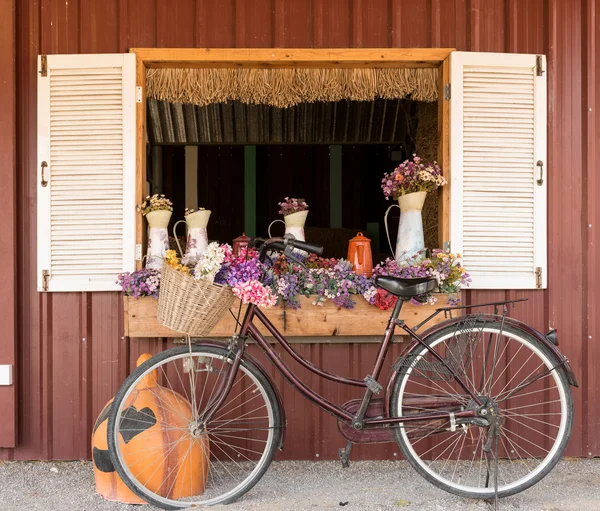 Staré klasické kolo — Stock fotografie