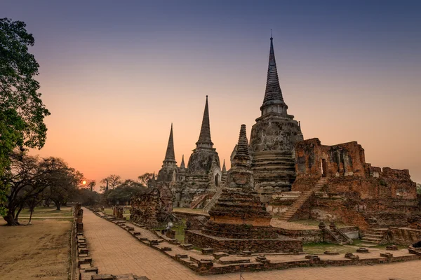 Vecchio tempio di Wat Phra si sanphet — Foto Stock