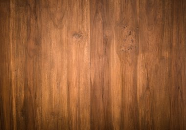 Teak ahşap mobilya yüzeyi