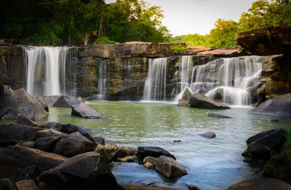 Natural View of Waterfall in Tadton National Park — Stock Photo, Image