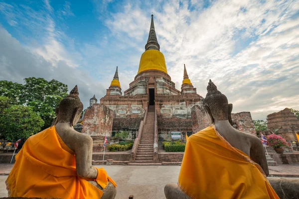 Vecchio tempio di Wat Yai Chai Mongkol — Foto Stock