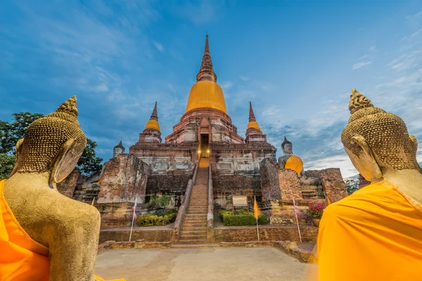 Eski Tapınağı'nda wat yai chai mongkol — Stok fotoğraf