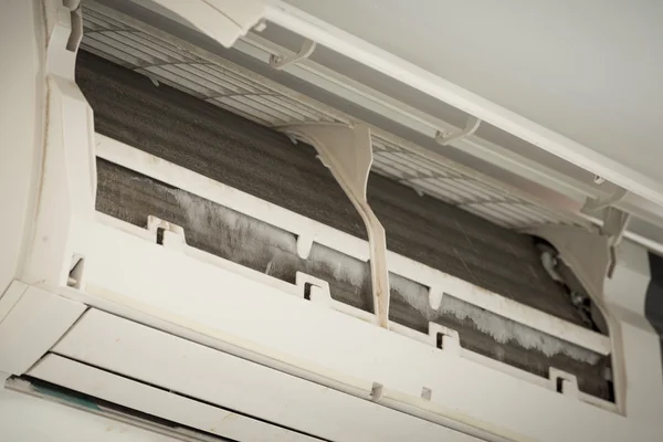 Ice on coil cooler of dirty air conditioner — Stock Photo, Image