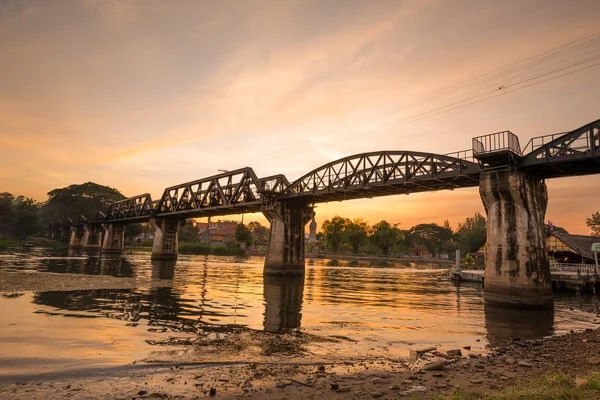 The death railway bridge over Kwai river — Stock Photo, Image