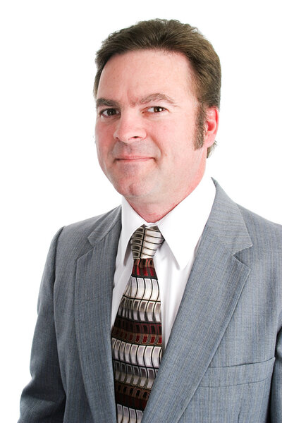 Красивому бизнесмену за сорок
