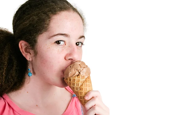 Pemuda Latina Girl Eats Ice Cream Stok Foto Bebas Royalti