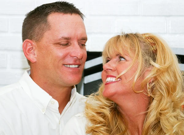 Beautiful Couple Laughing Together — Stock Photo, Image