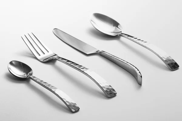Juego de cubiertos con tenedor, cuchillo y cuchara —  Fotos de Stock