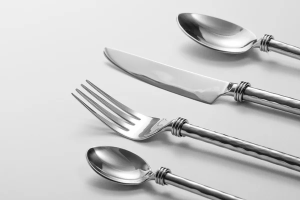 Juego de cubiertos con tenedor, cuchillo y cuchara — Foto de Stock