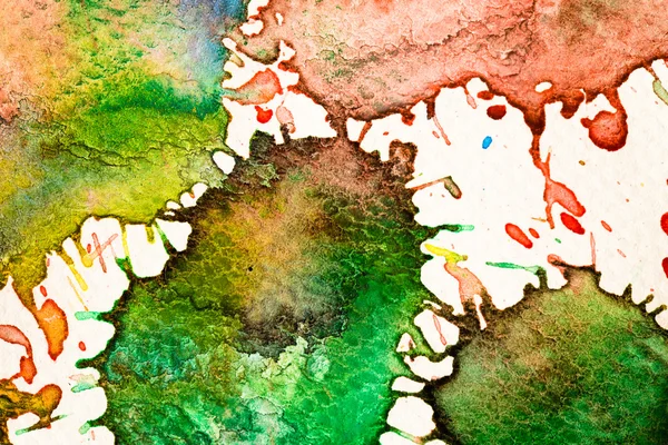 Наймає крупним планом фарбування кольору води на акварельній текстурі паперу — стокове фото