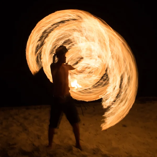 Amazing Fire Show at night on samet Island, Thailand — Stock Photo, Image
