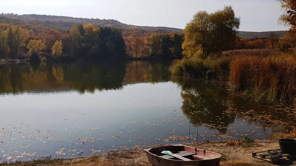 Рыбалка Спиннинга Реке — стоковое фото