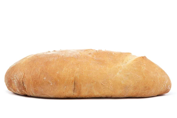 Pagnotta di pane isolato su sfondo bianco. — Foto Stock
