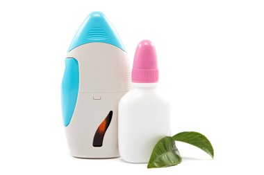 Beyaz arka plan üzerinde izole ilaçlar.