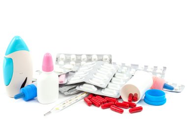 Beyaz arka plan üzerinde izole ilaç