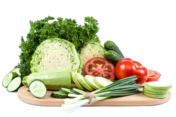 Verduras frescas sobre un fondo blanco. — Foto de Stock