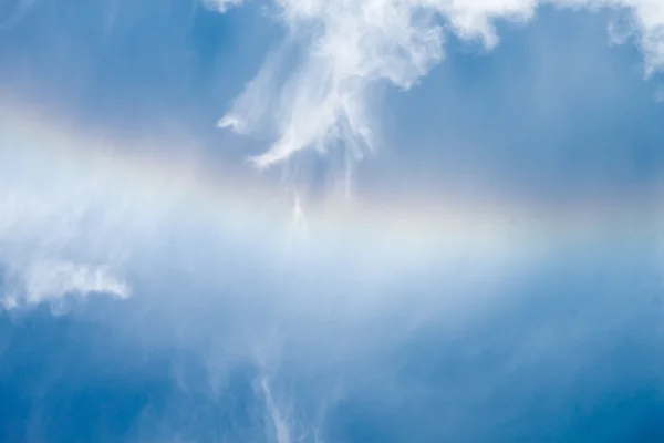 Nuvens do céu arco-íris — Fotografia de Stock