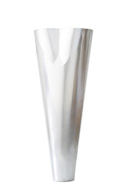 Alüminyum kova şablon beyaz arka plan üzerinde