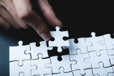 iş başarısı fikri yapboz, takım çalışması çözümü ve bağlantıya katılma, strateji takımı birlikte, işbirliği ortaklığı mücadelesi ile maç