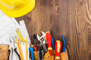 İnşaat aletleri seti