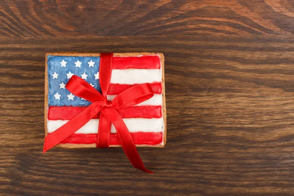 Ciasteczko z American patriotycznych kolorach z wstążki — Zdjęcie stockowe