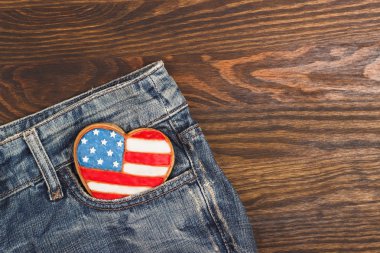 Çerez cebinde Amerikan vatansever renklerle