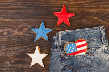 Çerez cebinde Amerikan vatansever renklerle