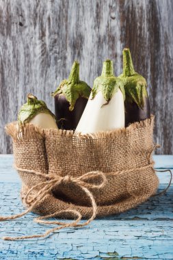 Hasat: Patlıcan eski tablo