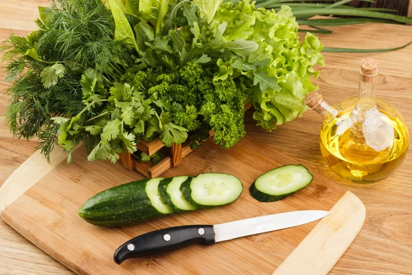 Čerstvá zelená okurka — Stock fotografie