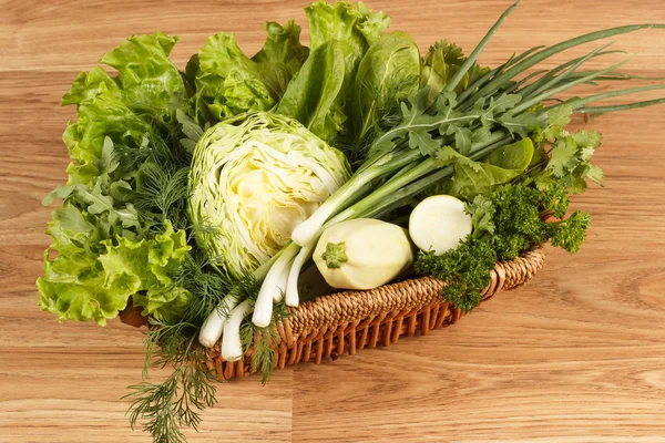 Färska gröna grönsaker — Stockfoto